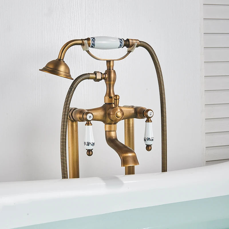 Robinet Baignoire Ìlot Sol Laiton Antique – Double Poignée, Bec Pivotant & Douchette | Style Vintage Salle de Bain