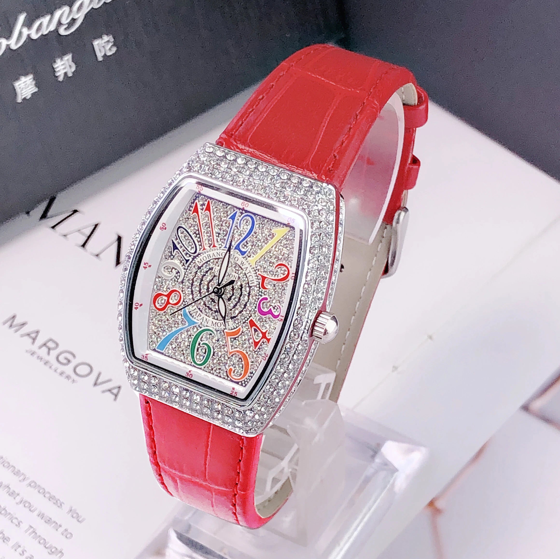 Montre Femme Luxe Diamant Cristal Cadran Rectangle Coloré Cuir Quartz – Design Unique Élégant