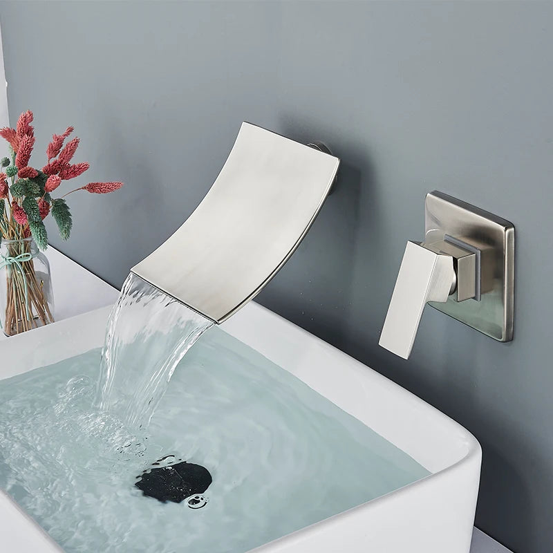 Rozin Robinet Lavabo Cascade Mural – Chrome & Noir Mat, Mitigeur Mono-Commande | Eau Chaude & Froide Salle de Bain