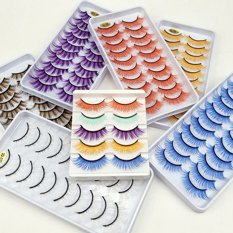 Faux Cils Rainbow Colorés Cosplay – Lot 10 Paires | Blanc, Rouge, Violet, Bleu | Poupée & Scène