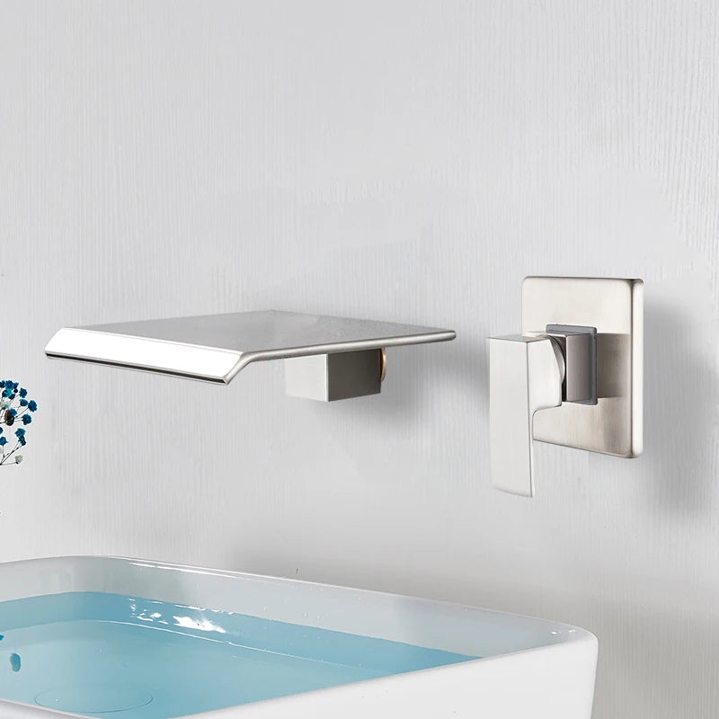 Rozin Robinet Lavabo Cascade Mural – Chrome & Noir Mat, Mitigeur Mono-Commande | Eau Chaude & Froide Salle de Bain