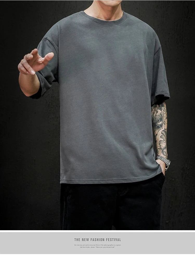 T-Shirt Homme Oversize Couleur Unie Coton Hip Hop Manches Courtes Casual Streetwear Fashion Été Tendance Confortable – Tee Shirt Premium Urban | Mode Homme Streetwear Premium