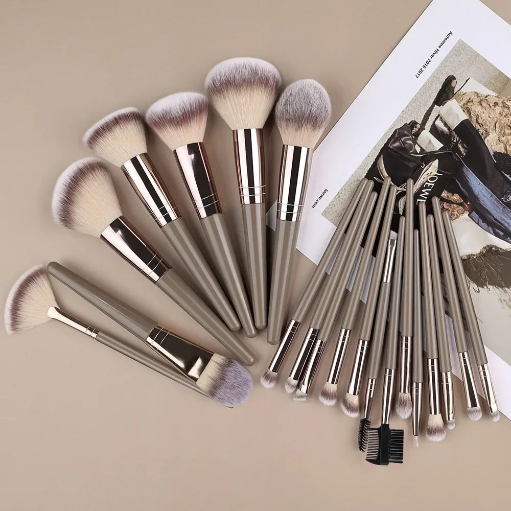 Set Pinceaux Maquillage Professionnel 1 à 20 Pcs – Blush, Highlighter, Fond de Teint & Fard | Ultra-Doux Femme
