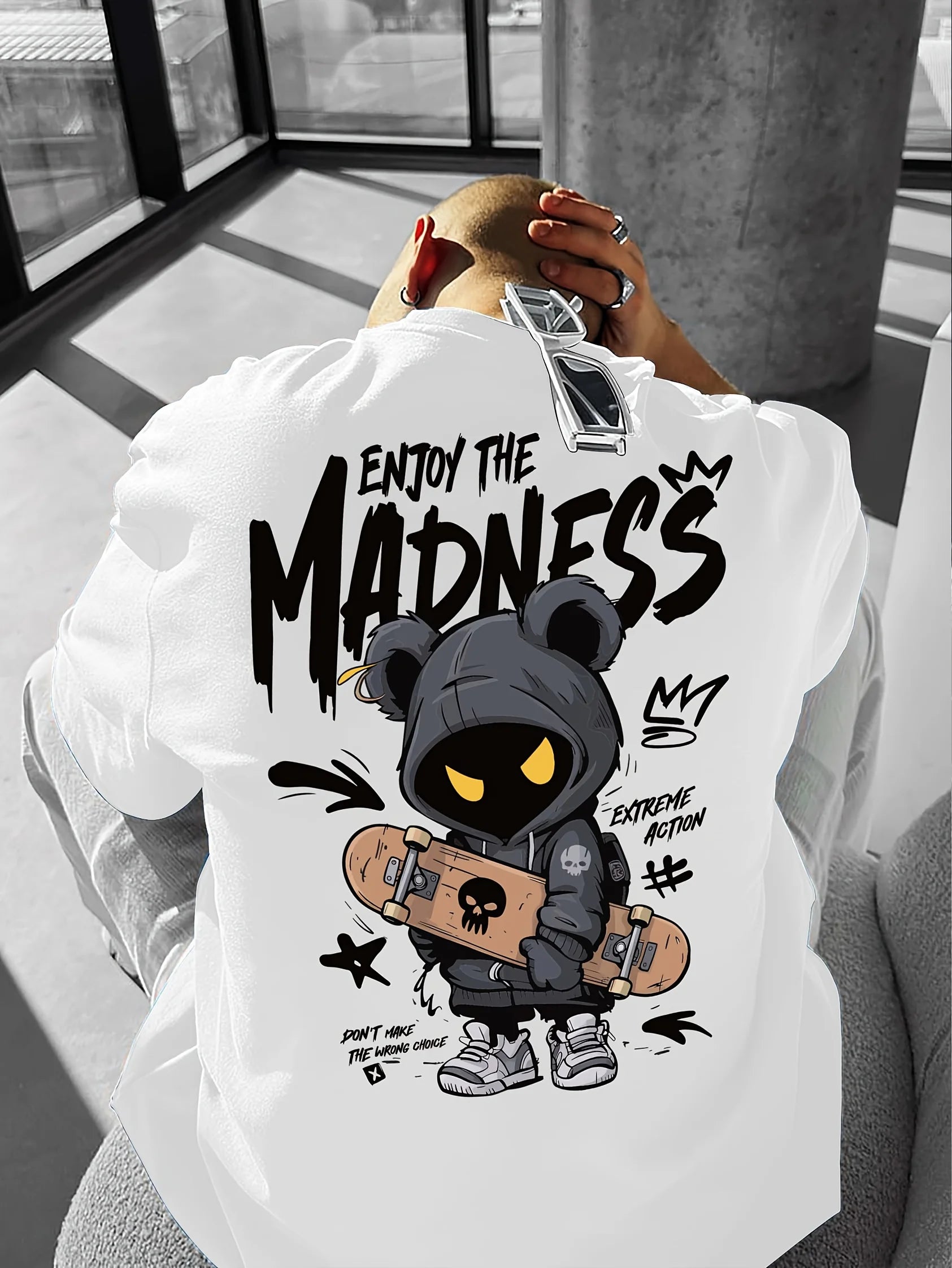 T-Shirt Homme Cartoon Lettres Imprimées Tendance Confortable Respirant Col Rond Outdoor Streetwear Urban Casual – Tee Graphique Fun Tendance | Mode Homme Streetwear Premium