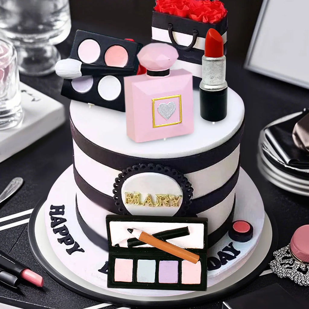Set Maquillage Gateau 4 Pcs Filles – Rouge à Lèvres, Fard, Parfum & Poudre | Cadeau Anniversaire & Bal de Promo