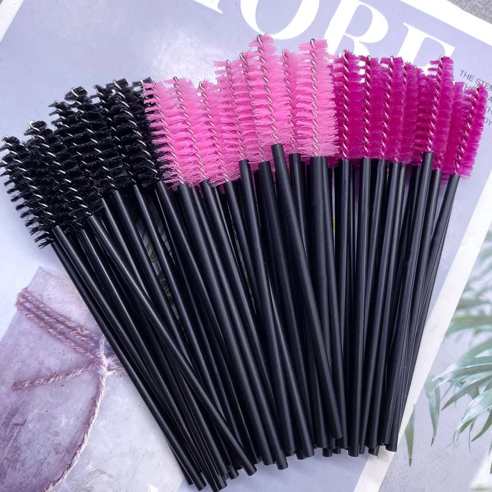 Brosses Mascara & Extension Cils – Lot 150 ou 300 Pcs | Spoolies Sourcils & Maquillage