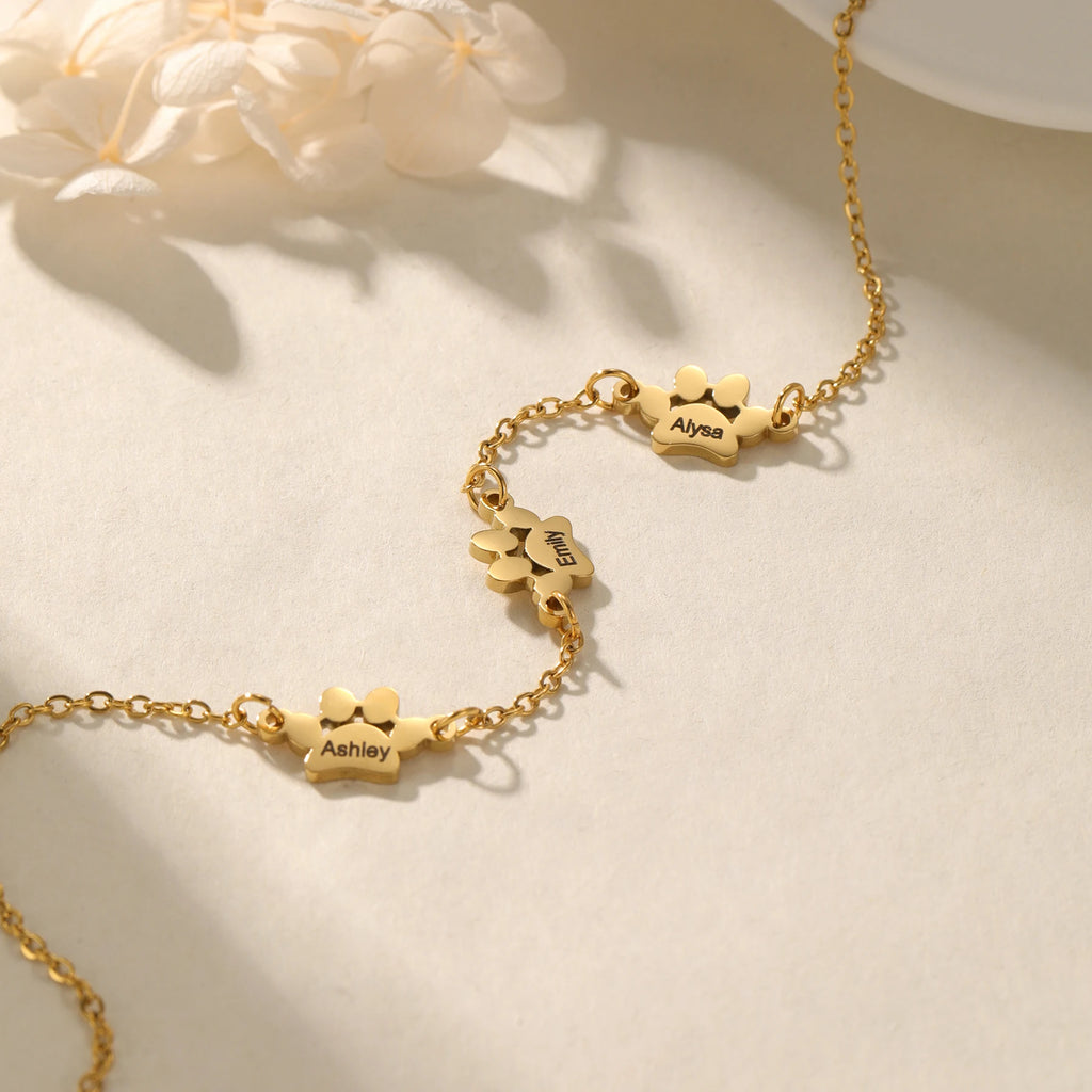 Collier Patte de Chien Personnalisé Prénom – Pendentif Minimaliste Bijou Animal Famille