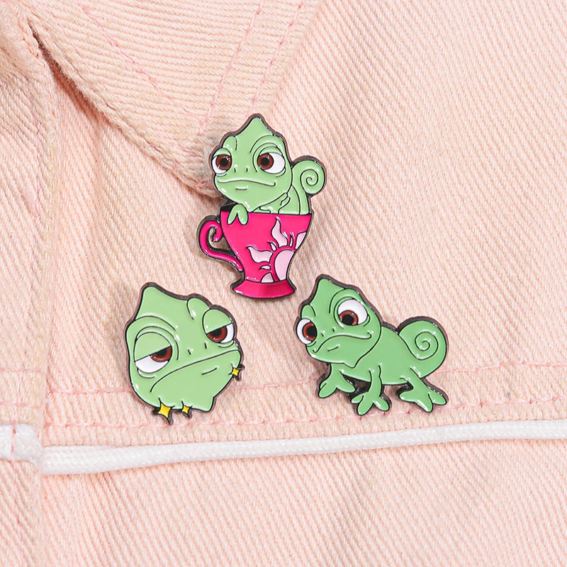 Pin's Émail Animaux Cartoon – Pingouin, Grenouille, Lapin & Chat | Broche Métal Badge Lapel | Bijou Cadeau Tendance