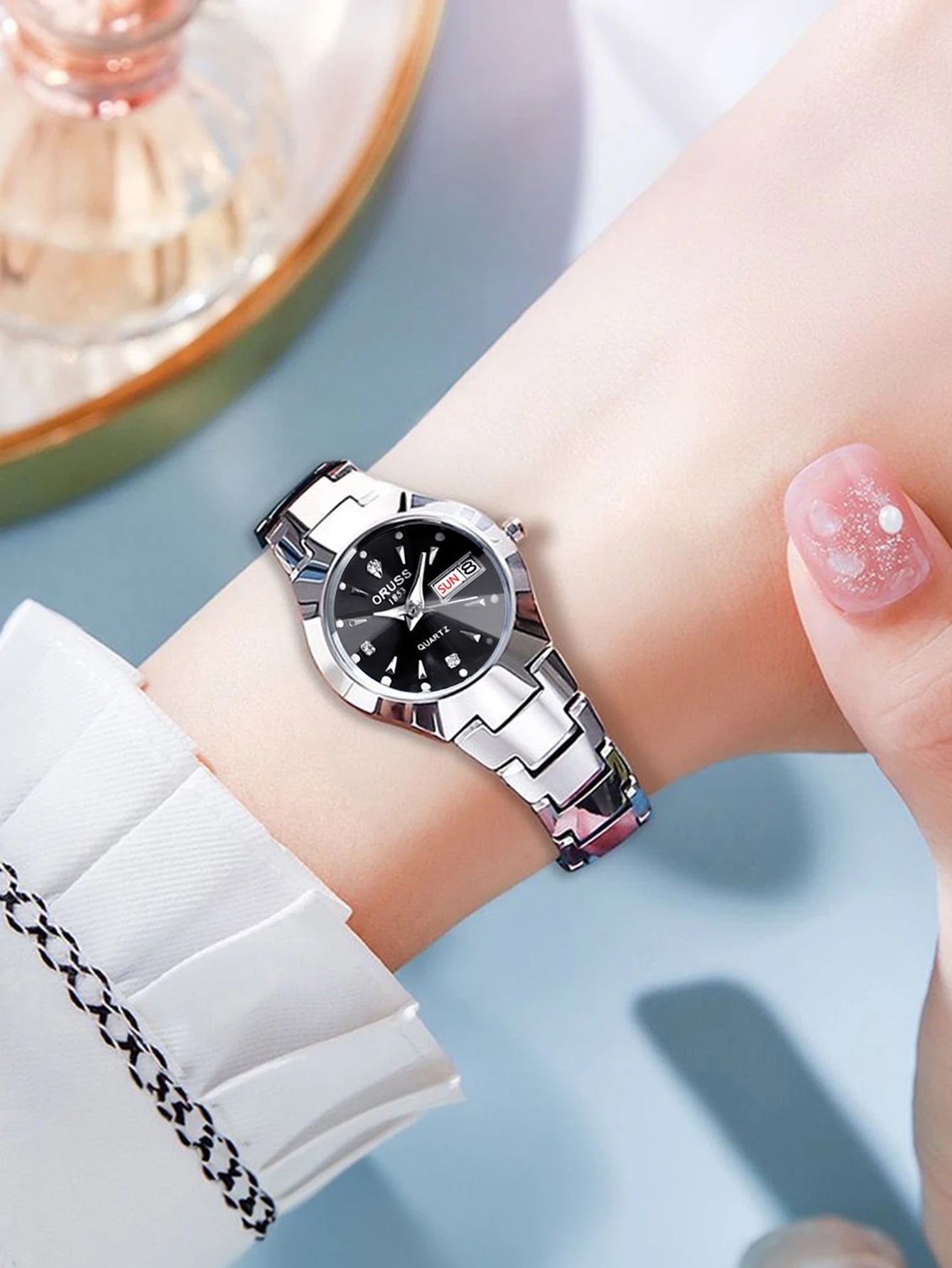 ORUSS Damen Armbanduhr Business Casual Luxus Edelstahl Quarz Datum Tag Wasserdicht 30M – Elegant Fashion