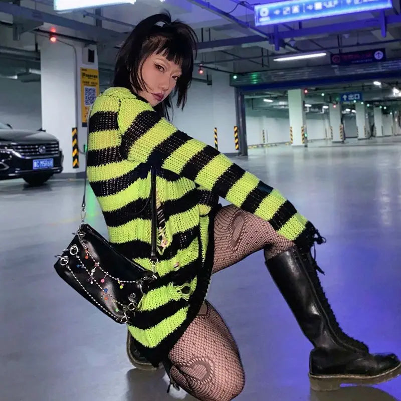 Gothic Damen Strickpullover Lila Streifen Zerrissen Ausgefranst – Fairy Grunge Lolita Emo Streetwear Stil