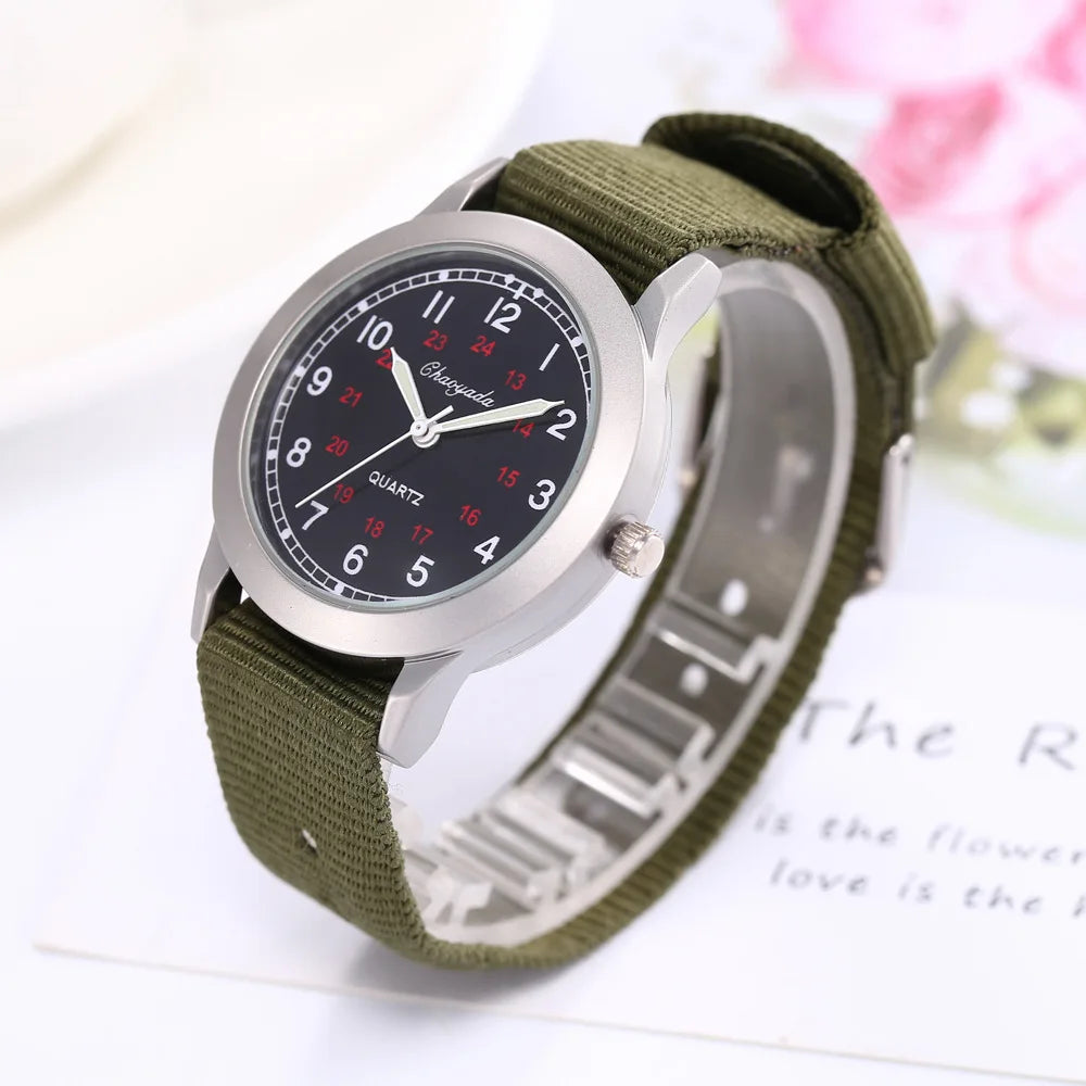 Montre Enfant UTHAI CQ26 Sport Quartz – Fille Garçon Lumineuse Étanche Cadeau