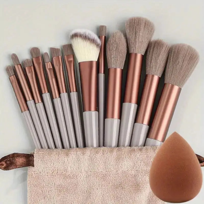 Set Pinceaux Maquillage Professionnel – Fond de Teint, Poudre, Fard à Paupières & Kabuki | Ultra-Doux & Précis