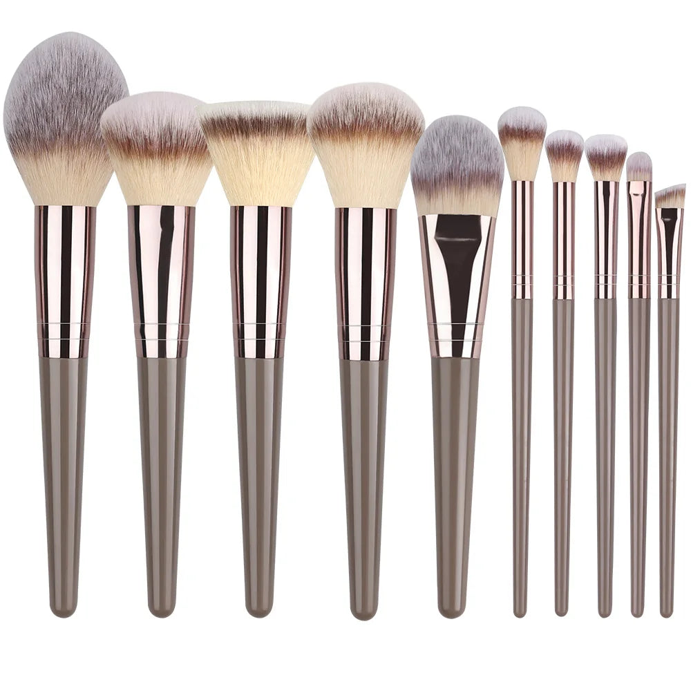 Set de Pinceaux de Maquillage Professionnel – Fond de Teint, Fard à Paupières, Correcteur & Blush | Doux & Soyeux