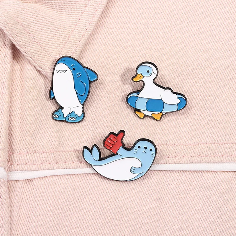 Pin's Émail Animaux Cartoon – Pingouin, Grenouille, Lapin & Chat | Broche Métal Badge Lapel | Bijou Cadeau Tendance