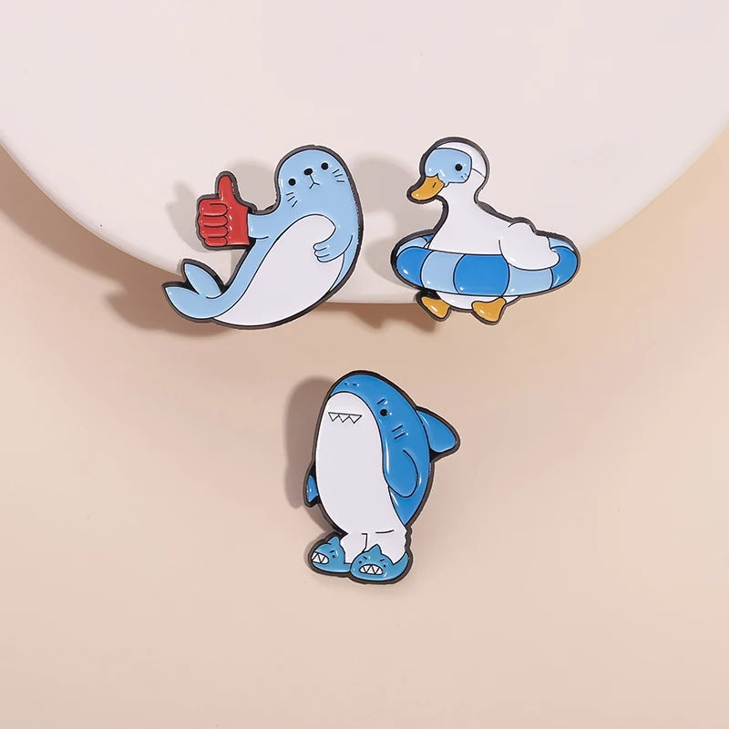 Pin's Émail Animaux Cartoon – Pingouin, Grenouille, Lapin & Chat | Broche Métal Badge Lapel | Bijou Cadeau Tendance