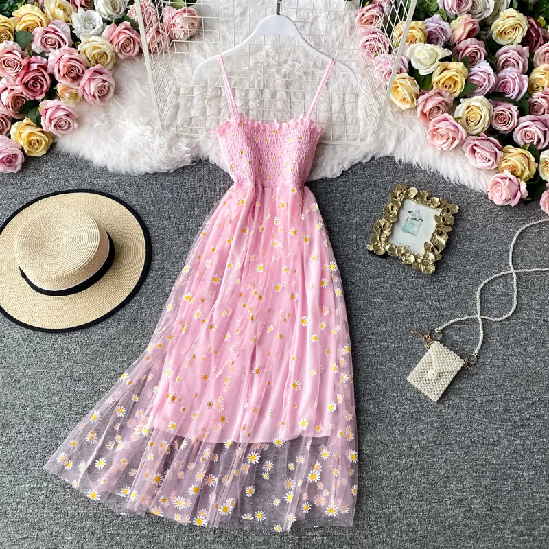 Robe Longue Dentelle Mesh Imprimé Marguerites - Bretelles Fines Fronces Sexy Korean Fashion Été