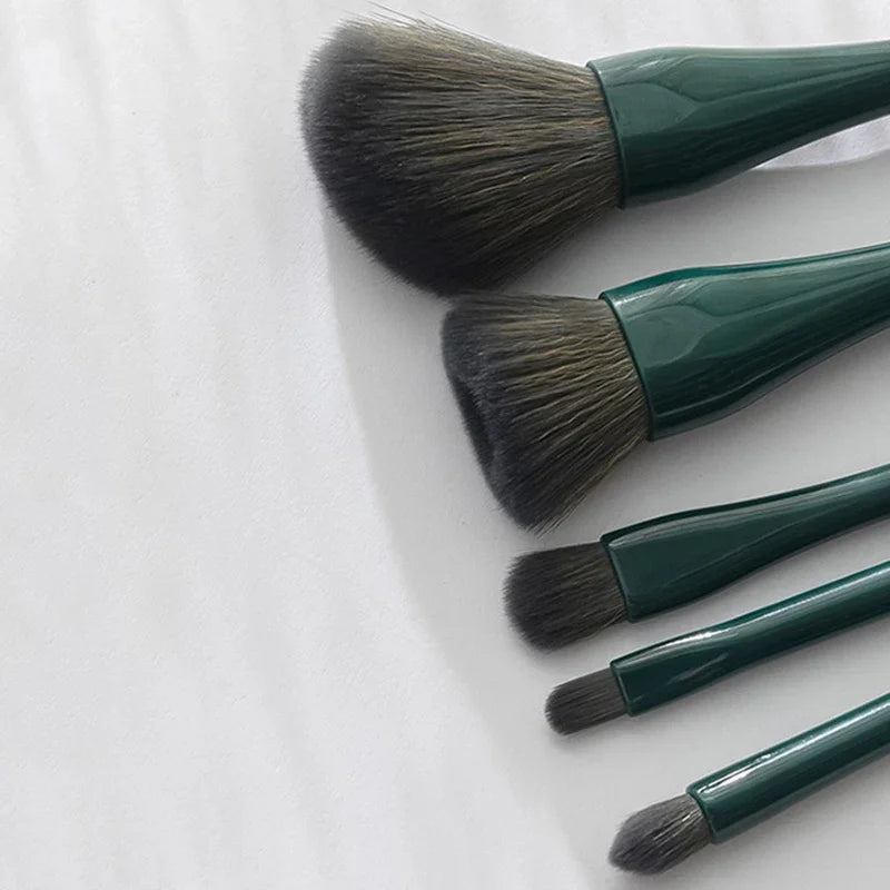 Set 5 Pinceaux Maquillage Coquillage Portable avec Miroir HD – Poils Doux, Lèvres & Retouches | Trousse Cosmétique Complète