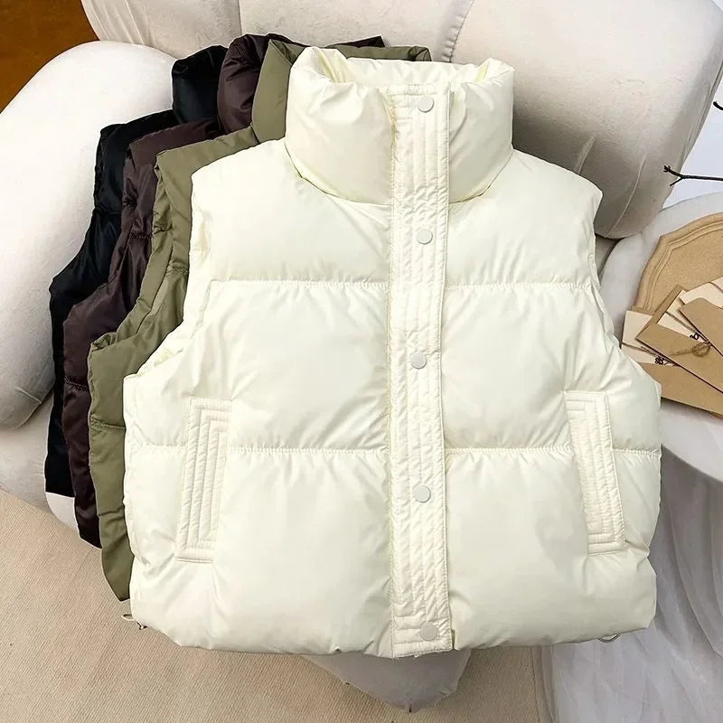 Gilet Doudoune Femme Sans Manches Col Montant Chaud Léger Casual Hiver – Veste Matelassée Élégante Confortable | Mode 2026