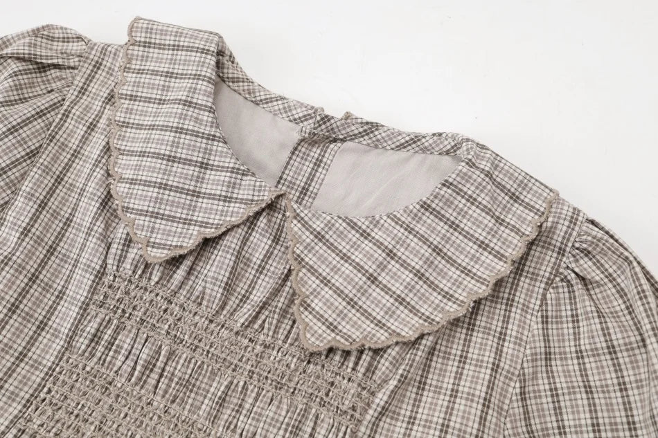 Tenue Assortie Famille – Robe Smockée Carreaux Marron Fille & Pull Tricoté Garçon Collection Heritage