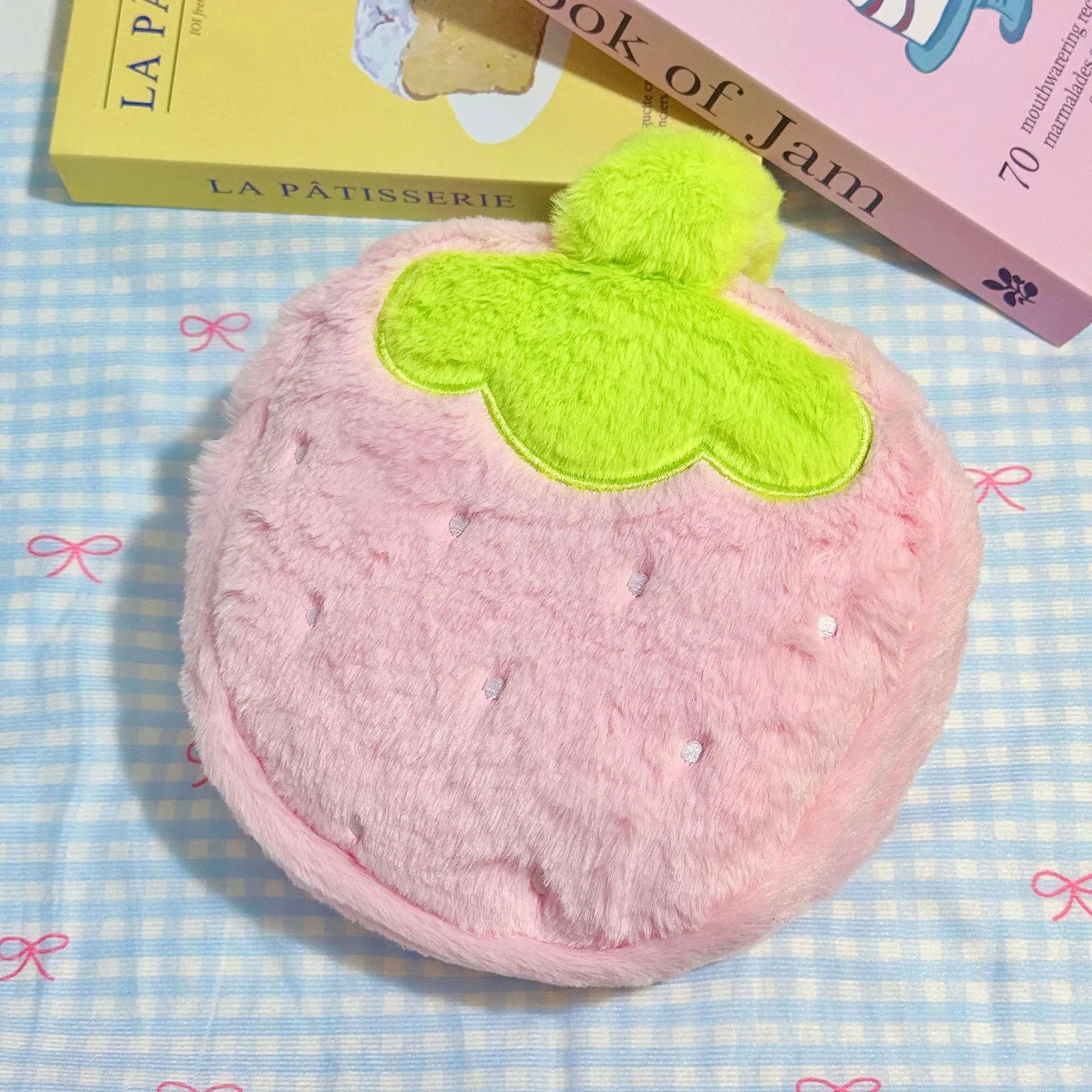 Trousse Maquillage Fraise Peluche – Grande Capacité | Organisateur Cosmétique Voyage