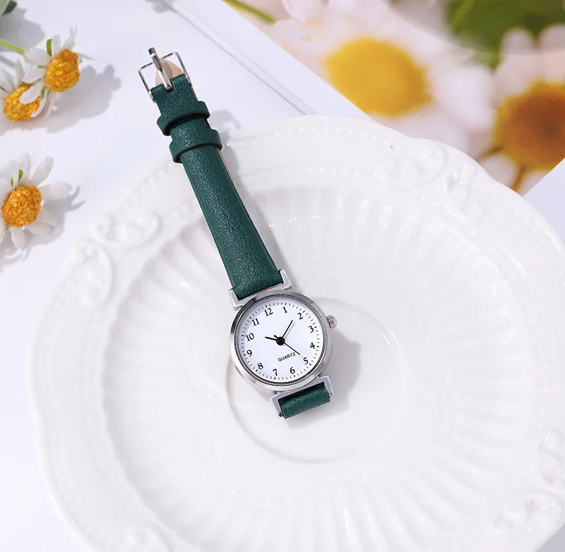 Montre Femme Simple Ronde Quartz Bracelet Cuir – Élégante Minimaliste Cadeau