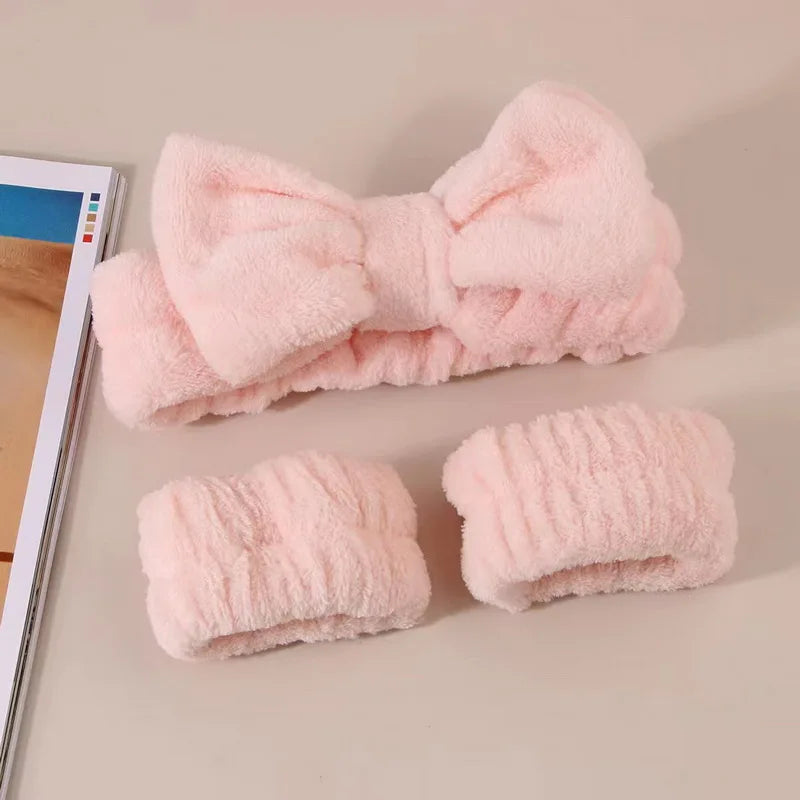 Stirnband & Wasch-Armbänder Set für die Gesichtsreinigung – Rosa Spa-Schleife
