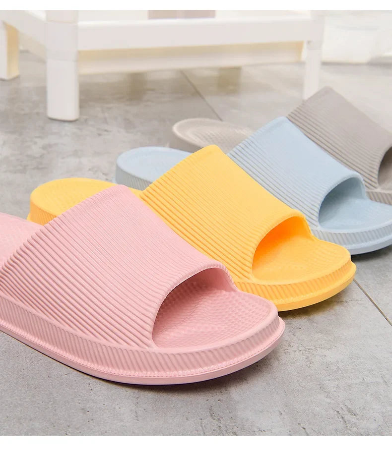 Tongs Cloud EVA Massage Unisexe – Semelle Douce Slides Intérieur Extérieur Été 2025