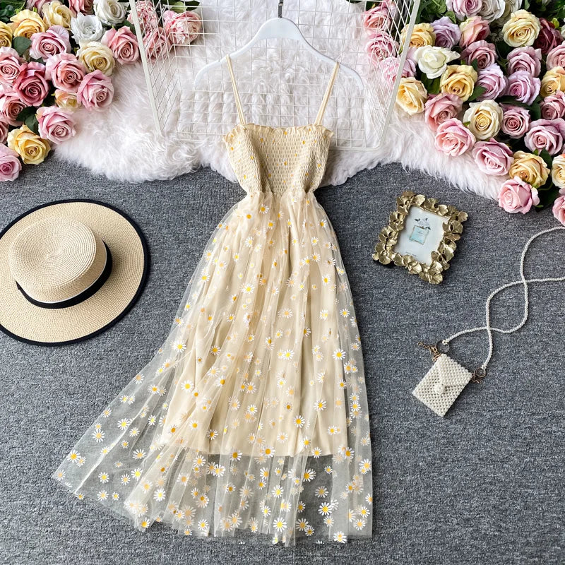Robe Longue Dentelle Mesh Imprimé Marguerites - Bretelles Fines Fronces Sexy Korean Fashion Été