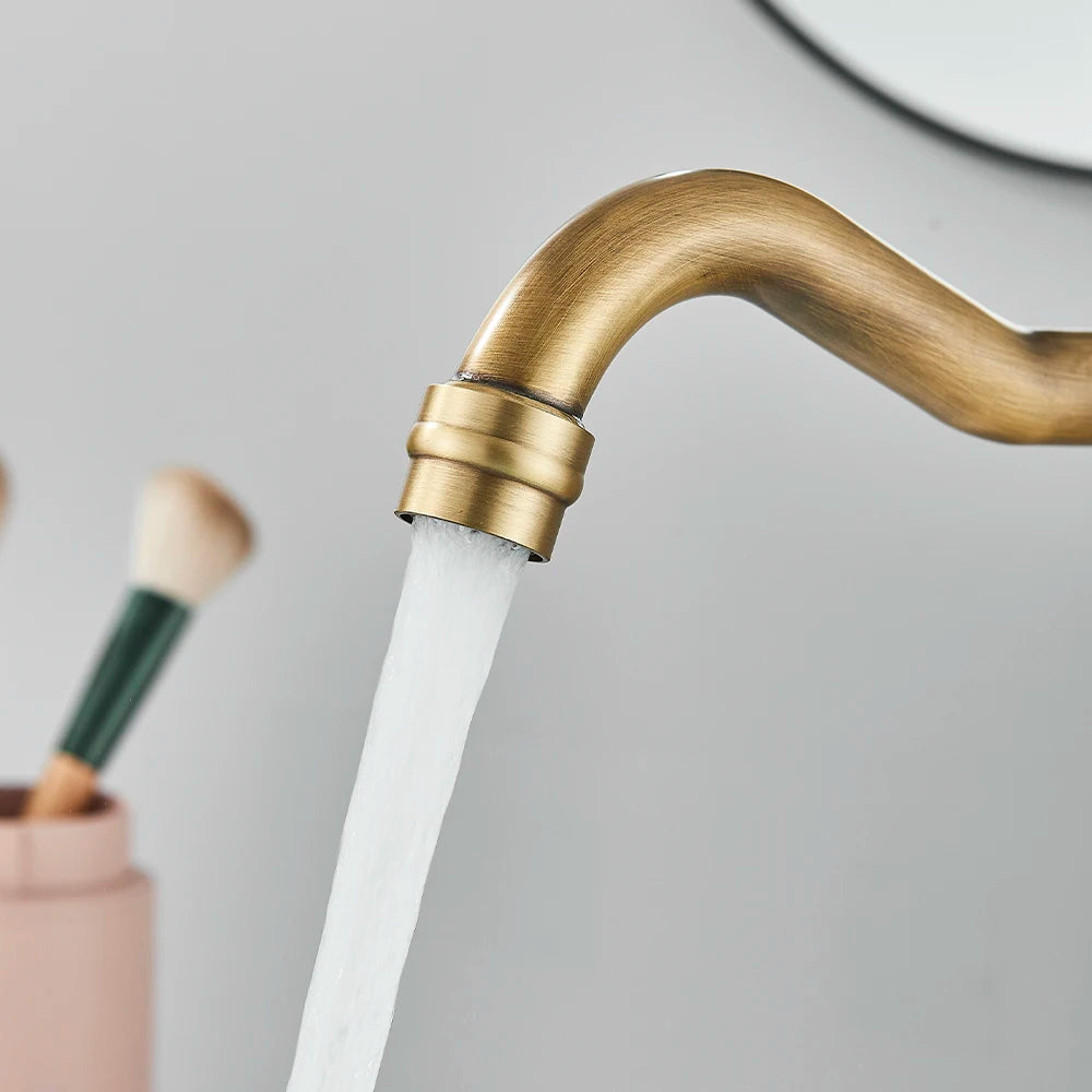 Robinet Laiton Antique Mono-Trou – Poignée Céramique Pivotante, Mitigeur Eau Chaude & Froide | Cuisine & Salle de Bain