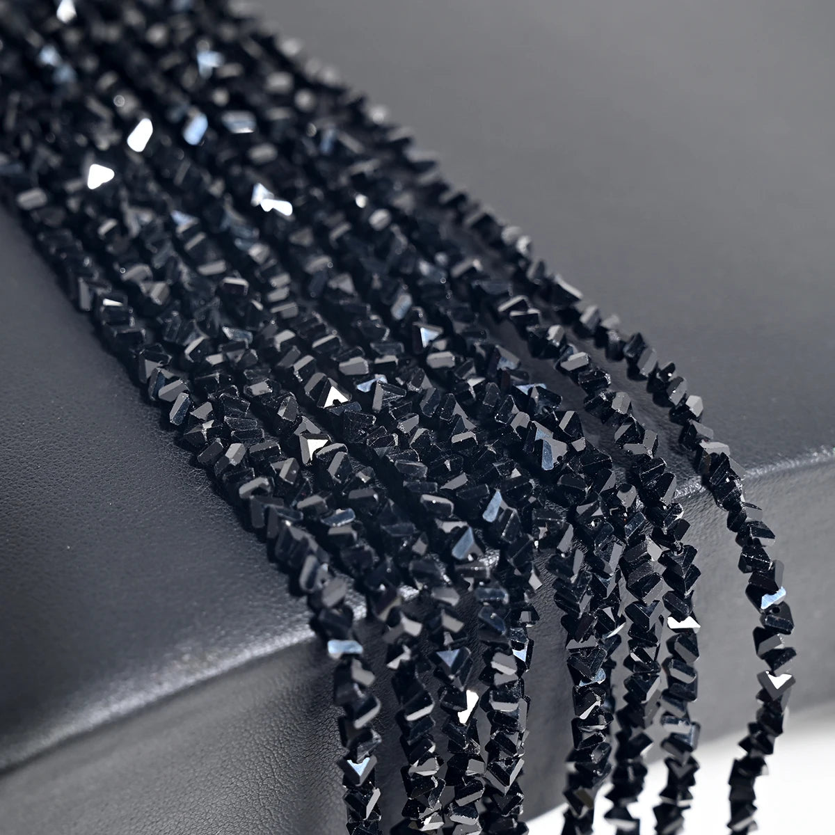 Lot 120 Perles Cristal Autrichien Triangles 4mm — Intercalaires DIY Bracelet Collier