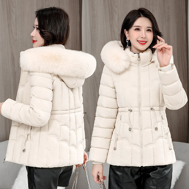 Doudoune Courte Femme À Capuche – Manteau Matelassé Chaud Haute Qualité | Hiver 2025 Tendance