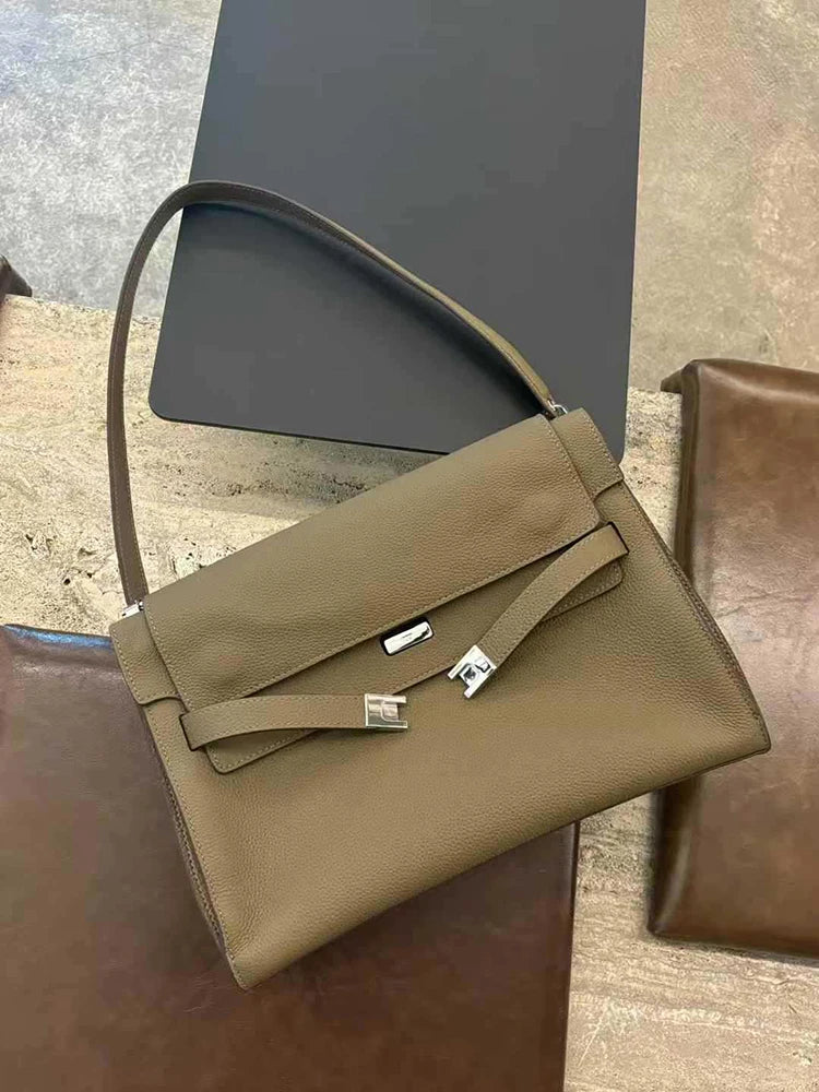 Sac Carré Femme Cuir Suède Luxe – Boucle Dorée Rétro Bandoulière Hiver Premium