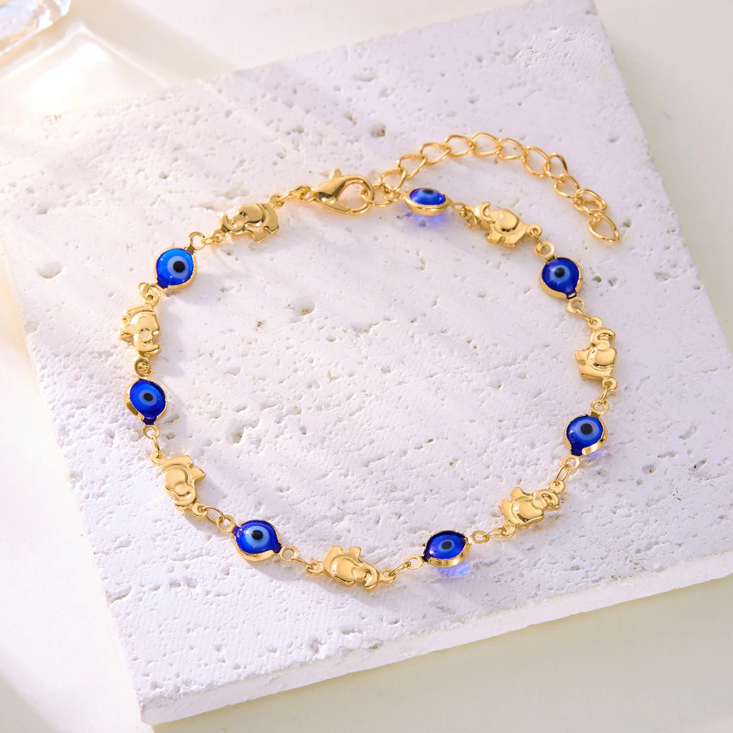 Bracelet de Cheville Émail Marguerite & Œil Turc Bleu – Cheville Femme Vintage Été Plage & Voyage | Bijou Pied Tendance, Porte-Bonheur & Cadeau