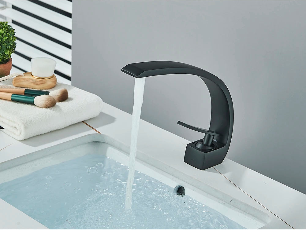 Uythner Robinet Lavabo Noir en Laiton – Mitigeur Mono-Commande 1 Trou | Eau Chaude & Froide Salle de Bain