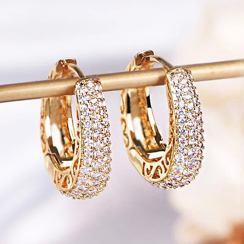Créoles Luxe Pavées Zircon Couleur Or — Boucles d'Oreilles Femme Élégantes