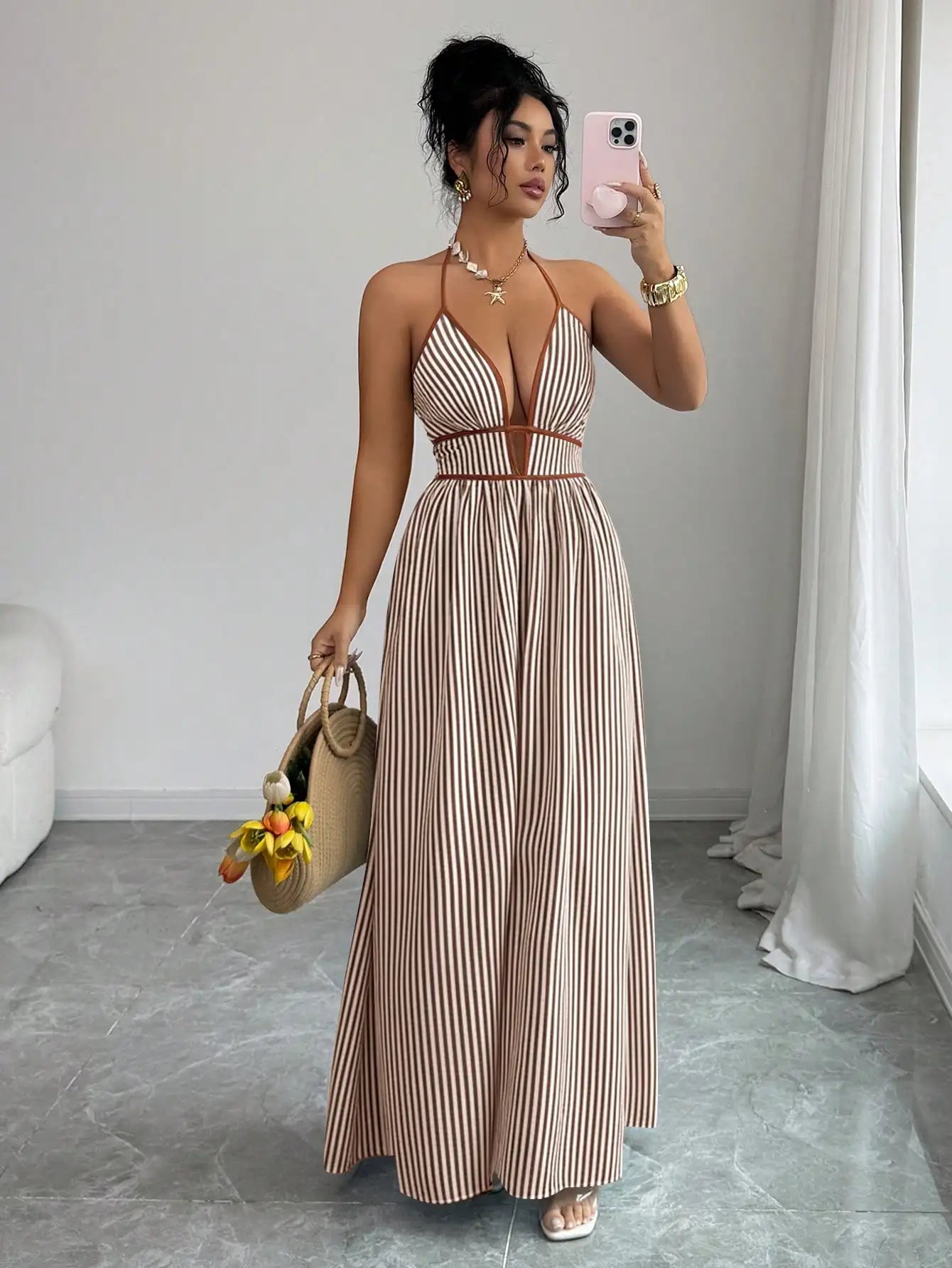 Robe Maxi Rayée Col Plongé Halter - Style Vacances & Plage Premium
