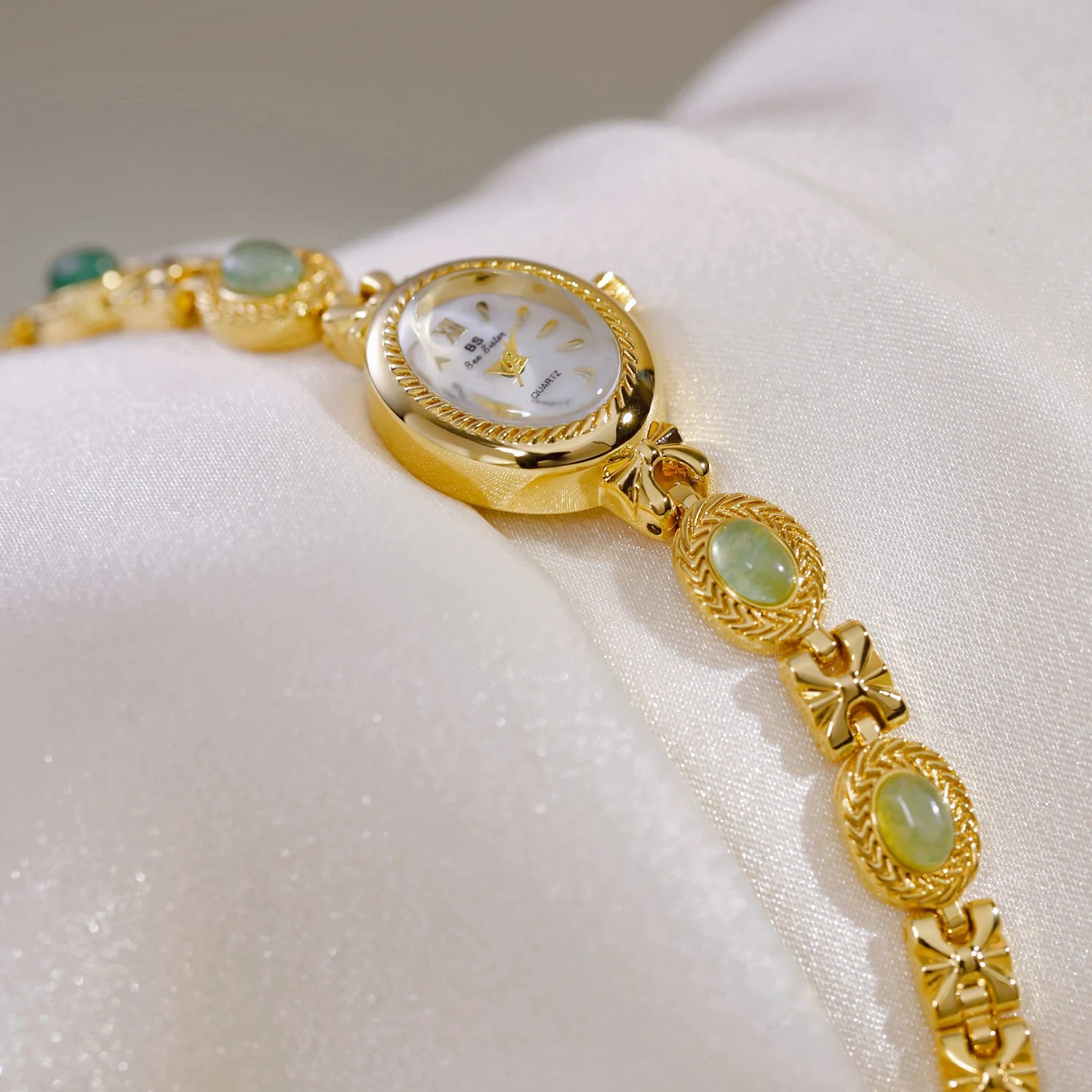 Montre Femme Luxe Jade Bracelet Quartz Dorée – Élégante Fashion Cadeau Idéal