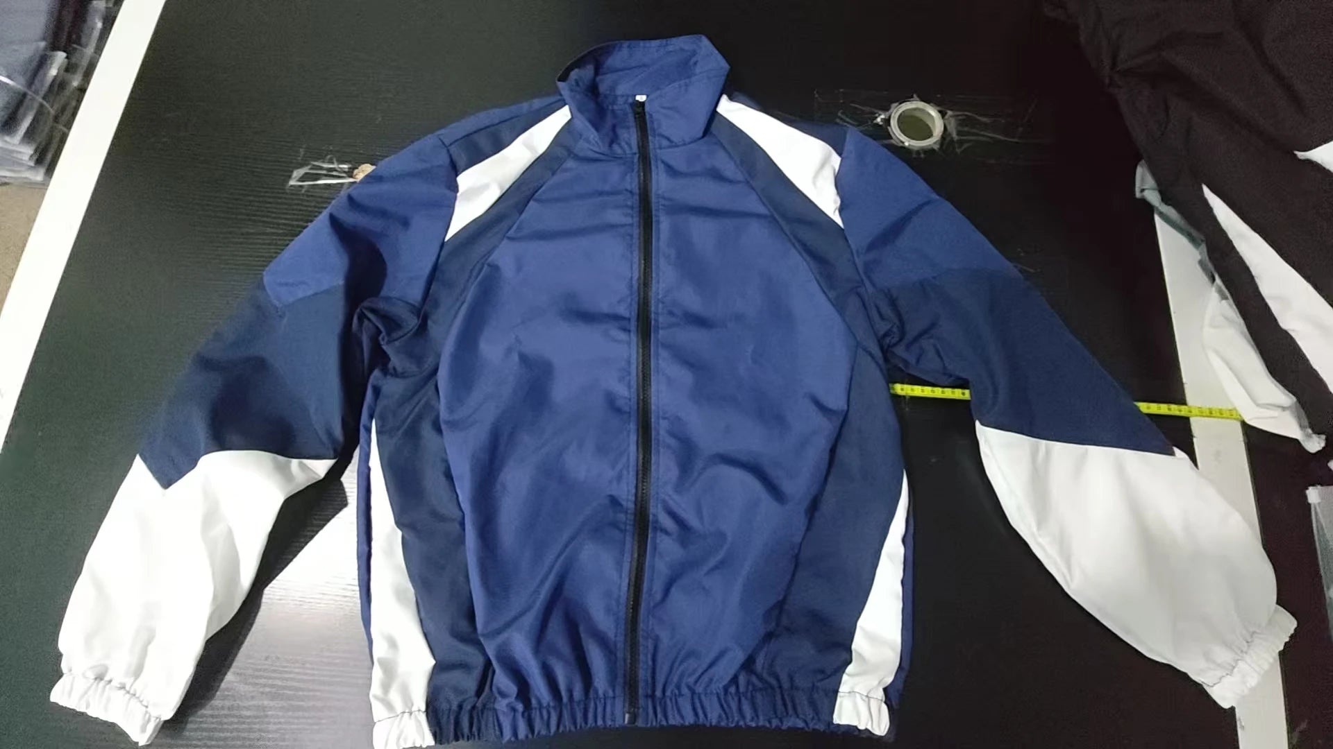 Veste Homme Color Block Légère Casual Voyage Coupe-Vent Résistante Tissu Premium Confortable Tendance | Veste Color Block Légère Premium
