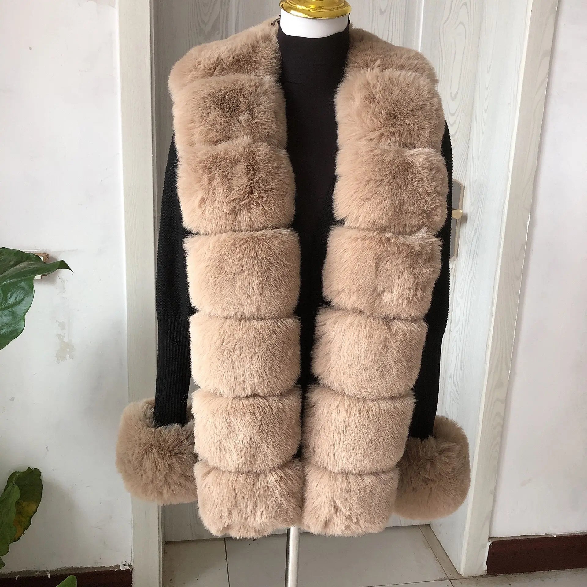 Cardigan Femme Tricot Col Fausse Fourrure Renard Élégant – Manteau Pull Chic & Luxueux | Printemps Automne