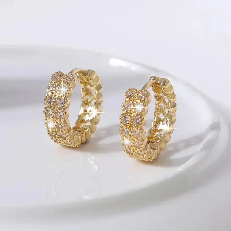 Créoles Luxe Pavées Zircon Couleur Or — Boucles d'Oreilles Femme Élégantes