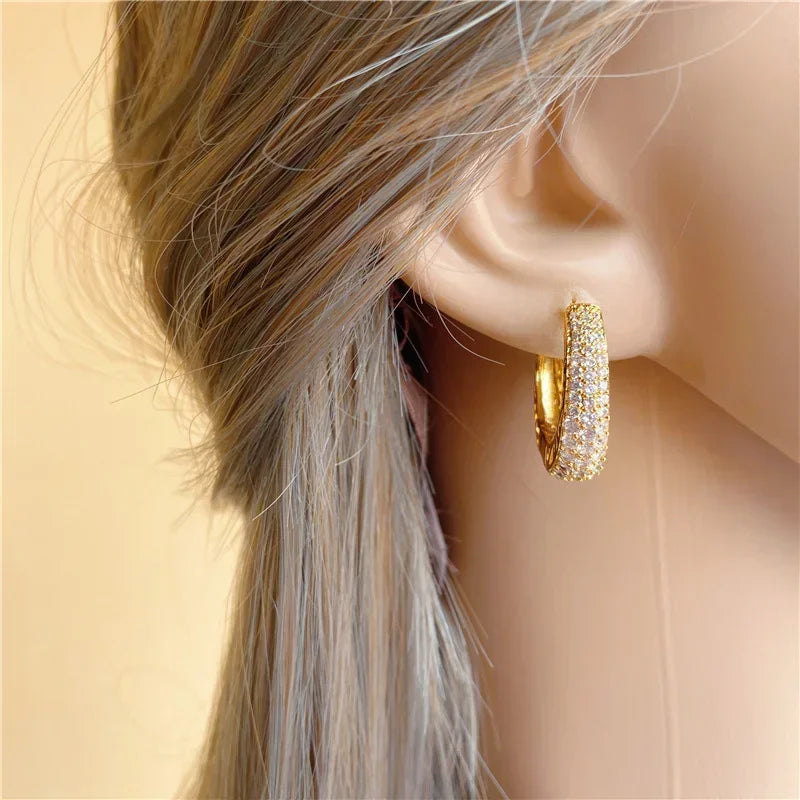 Créoles Luxe Pavées Zircon Couleur Or — Boucles d'Oreilles Femme Élégantes