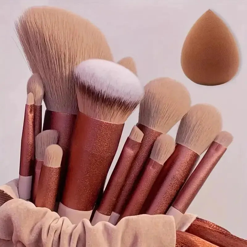 Set Pinceaux Maquillage Professionnel – Fond de Teint, Poudre, Fard à Paupières & Kabuki | Ultra-Doux & Précis