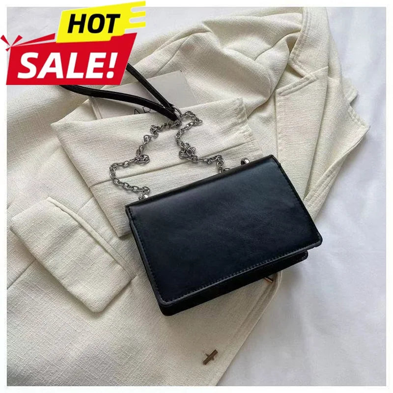 Sac Bandoulière Femme Chaîne Métal Logo – Pochette Crossbody Couleur Unie Fermeture Magnétique