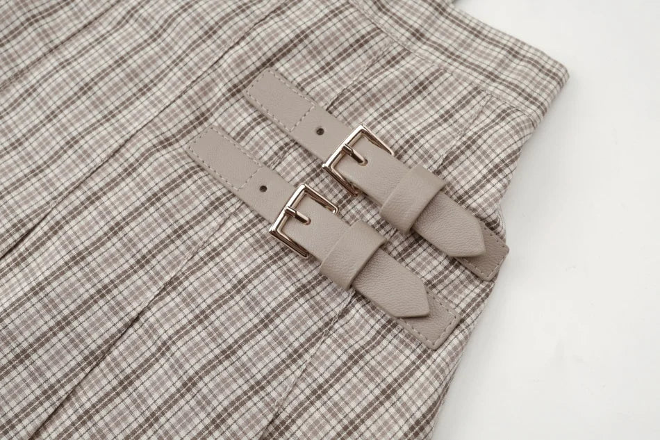 Tenue Assortie Famille – Robe Smockée Carreaux Marron Fille & Pull Tricoté Garçon Collection Heritage