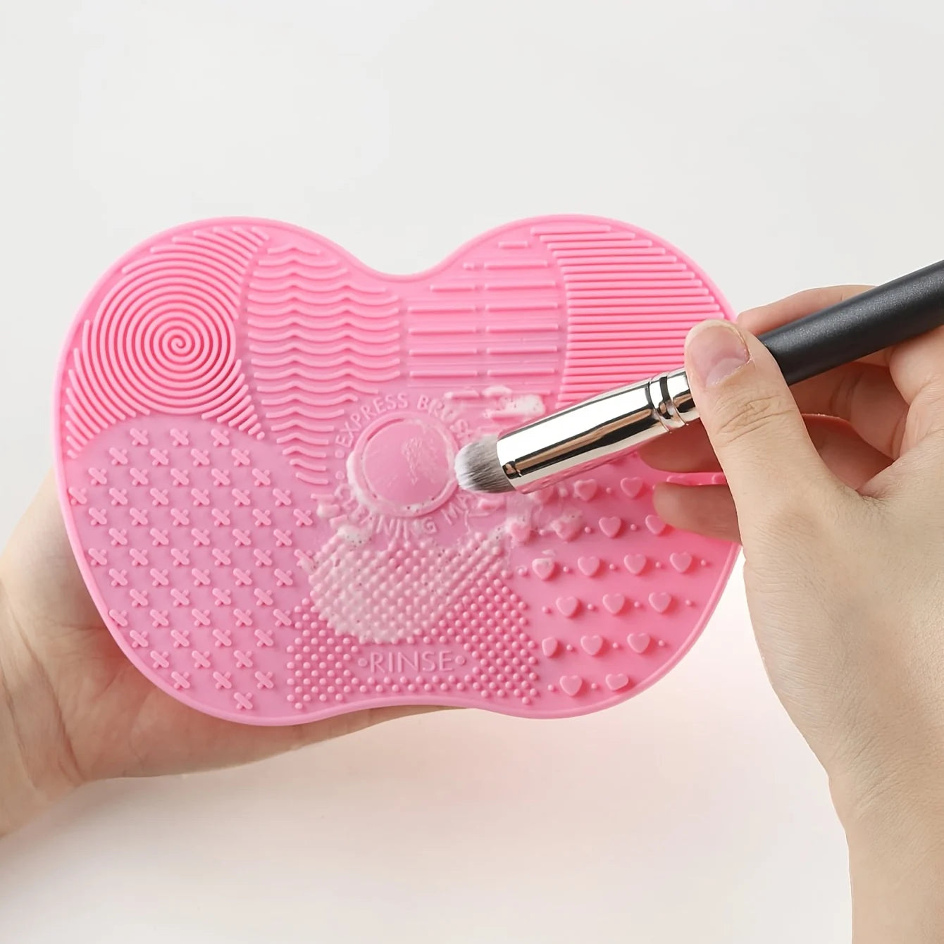 Pad Nettoyage Pinceaux Maquillage Silicone – Forme Pomme | Ventouses & Sans Forméhyde