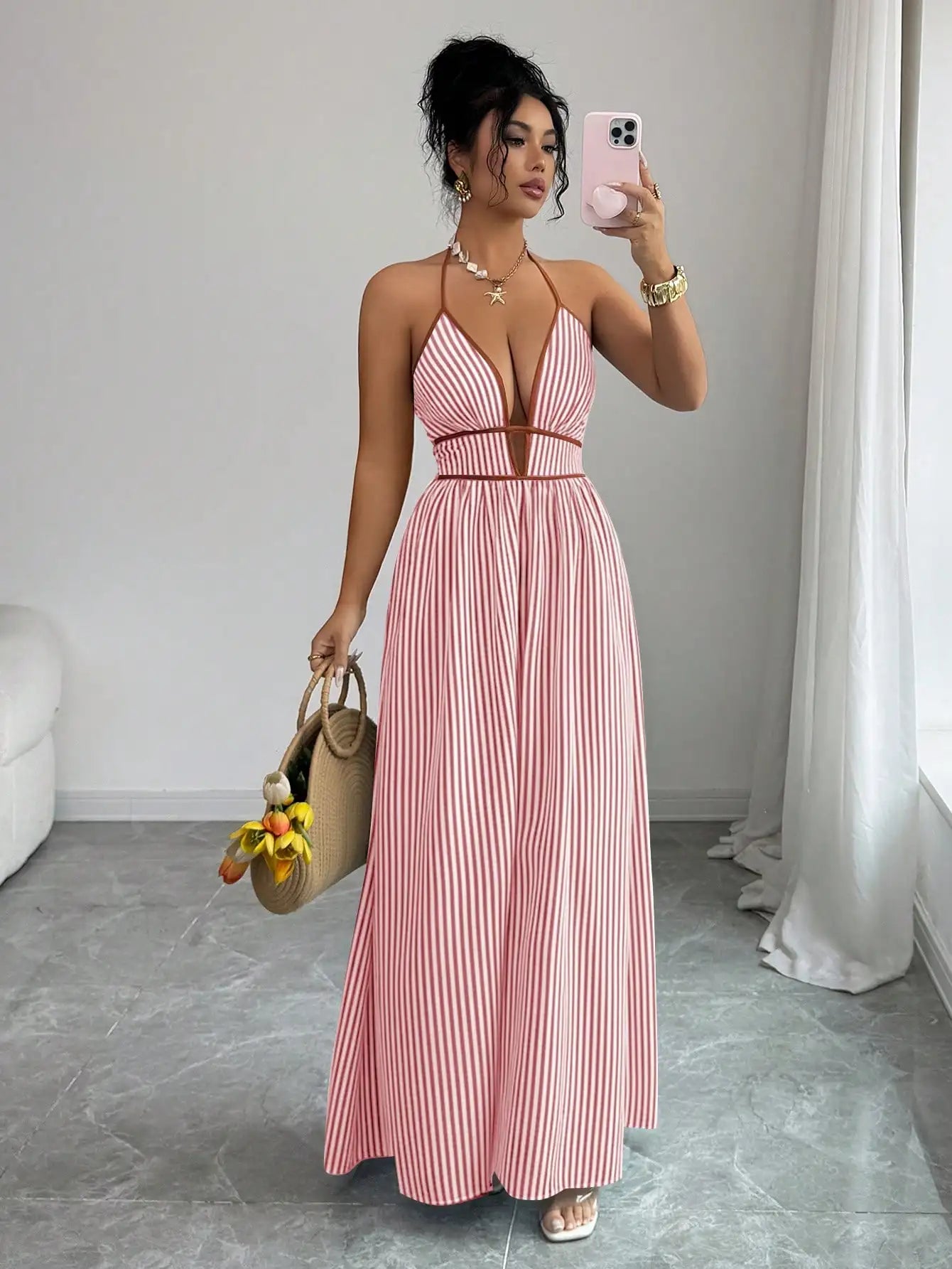 Robe Maxi Rayée Col Plongé Halter - Style Vacances & Plage Premium