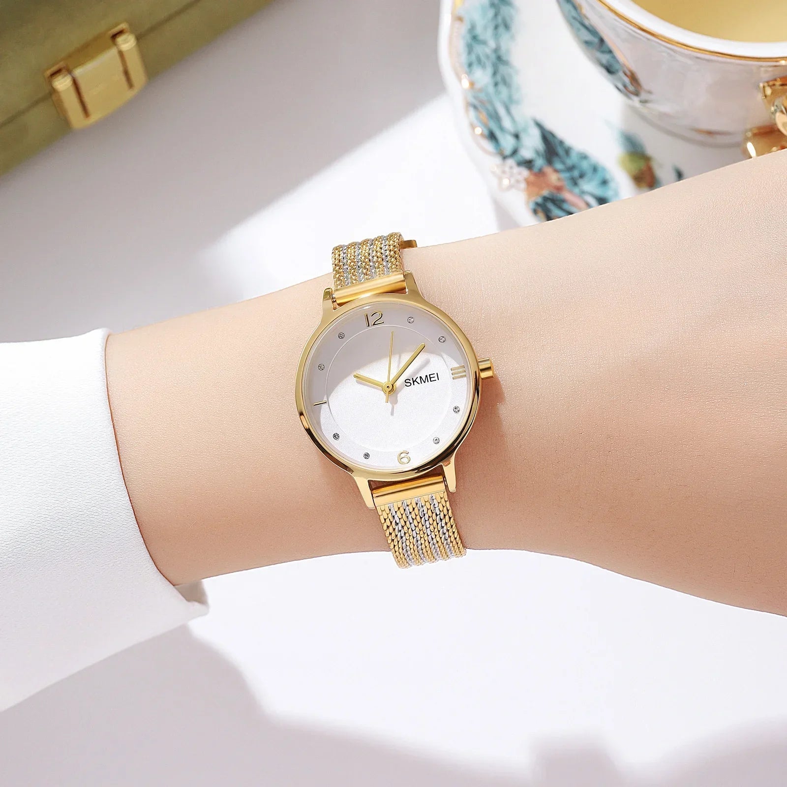 Montre Femme SKMEI 1874 Quartz Japonais Bracelet Acier Inoxydable – Fashion Luxe Élégante