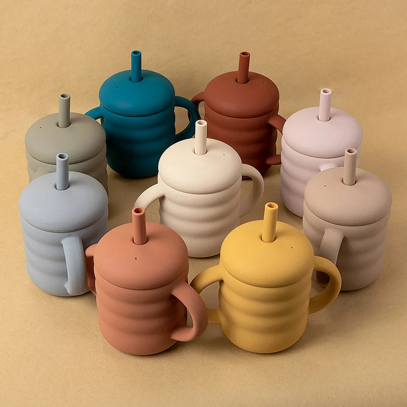 Baby-Silikonbecher mit Strohhalm – Auslaufsichere Lerntasse, tragbar, für Kinder-Snacks