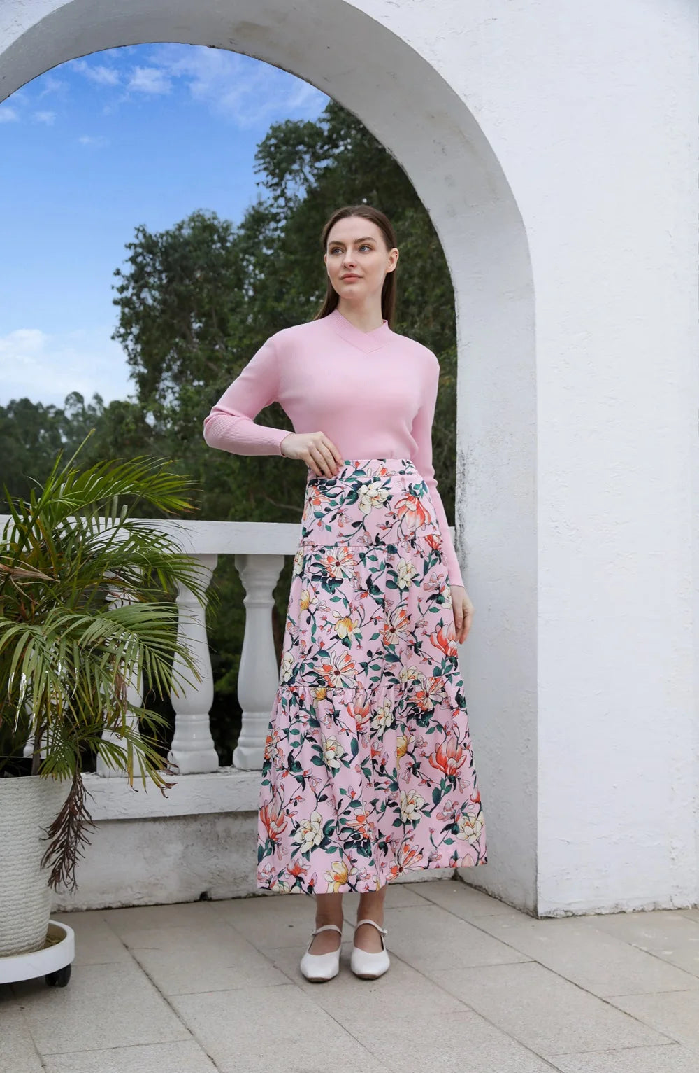 Robe Slip Satin Fleurie Rose Poudré Femme – Pull Tricoté Col V Élégant Jupe Printemps Été | AP 2025
