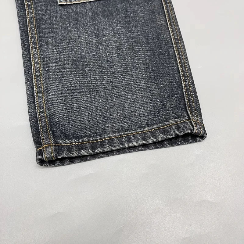 Gerade geschnittene Jeans Patchwork Streetwear 2025 – Japanische Skater-Passform mit mehreren Taschen in großen Größen